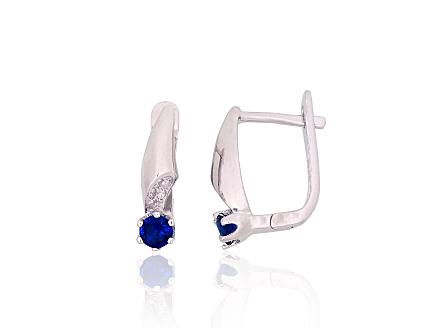 Silver earrings with zirconias